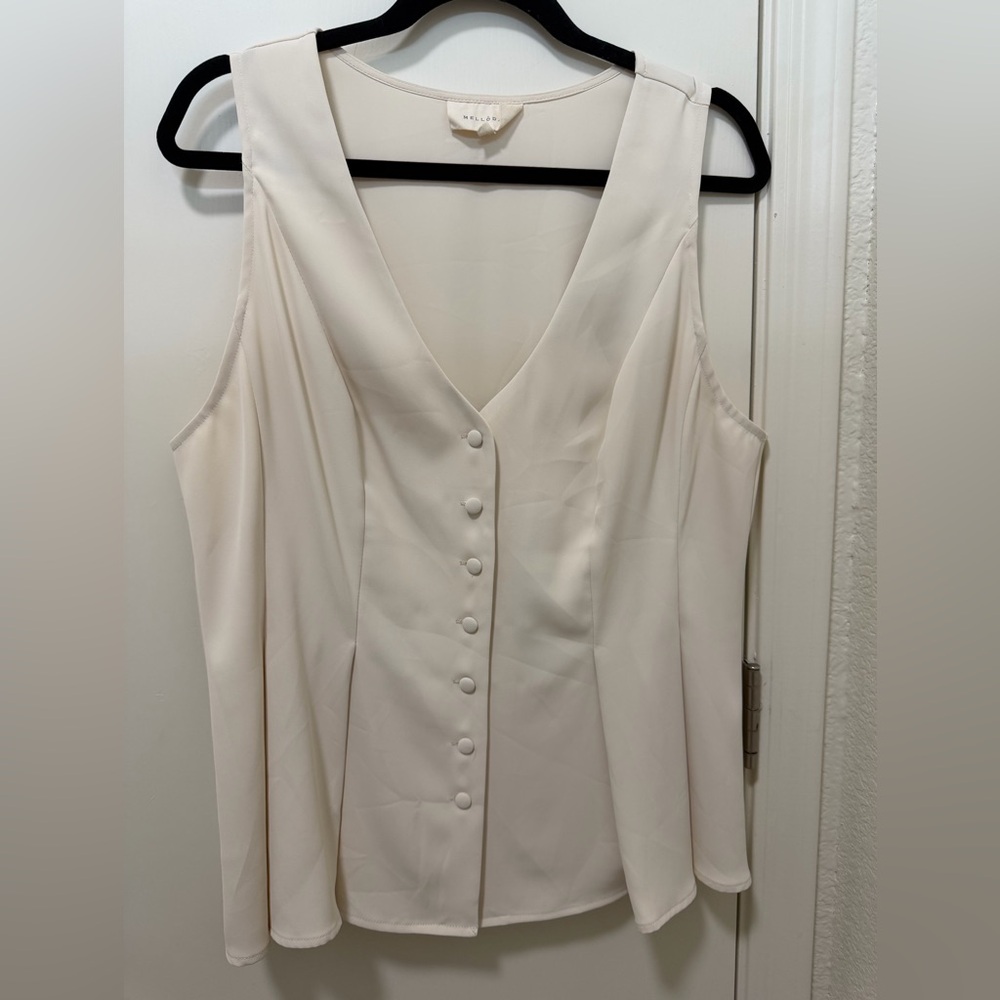 MELLODAY Ivory Button-Front Blouse